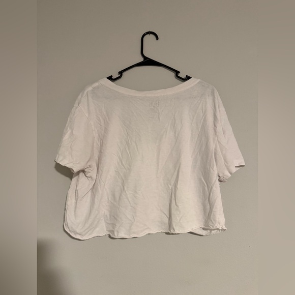BDG CROPPED V-NECK SHIRT - Picture 2 of 2